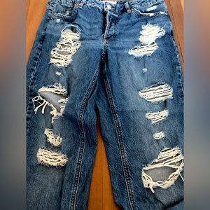 Garage ex-boyfriend ripped jeans